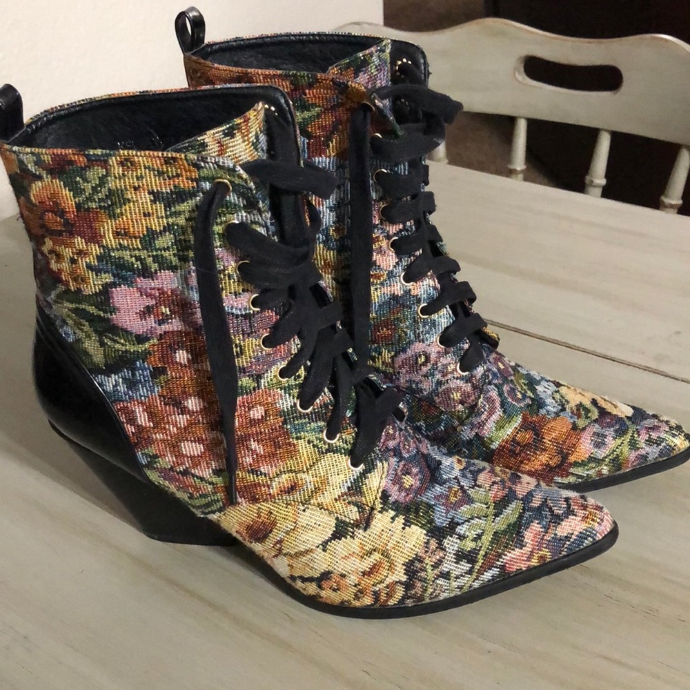 Cape Robbin Boots